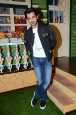 Arjan Bajwa promote Rustom on the sets of The Kapil Sharma Show on 5th Aug 2016